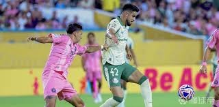 马斯切拉诺：决赛要孤注一掷；过往与穆勒交手没太多美好回忆