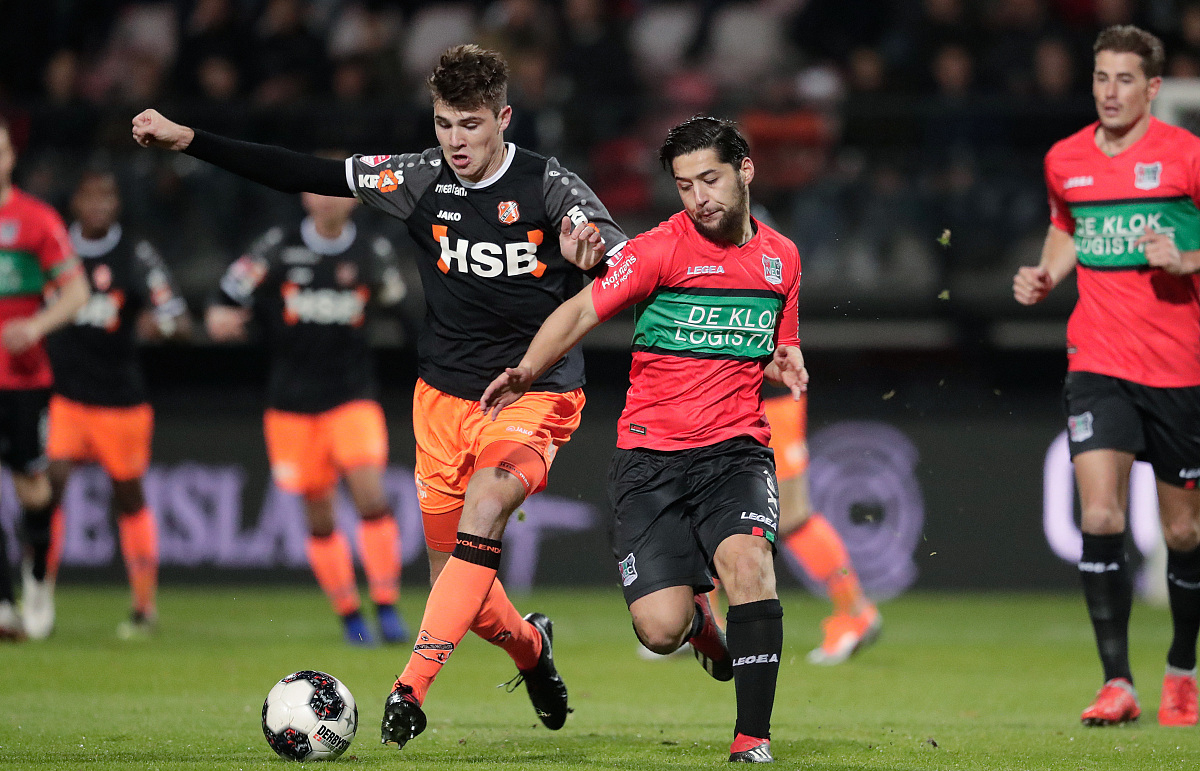 了他个人的 了他个人的