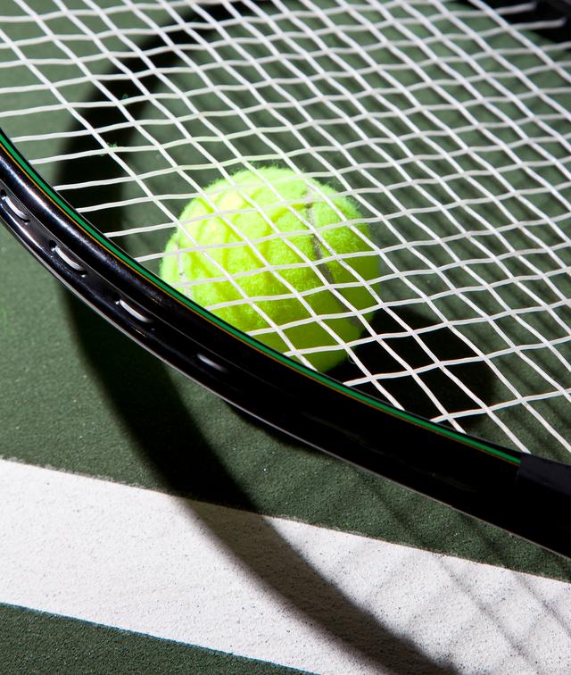 是曾效力于 是曾效力于