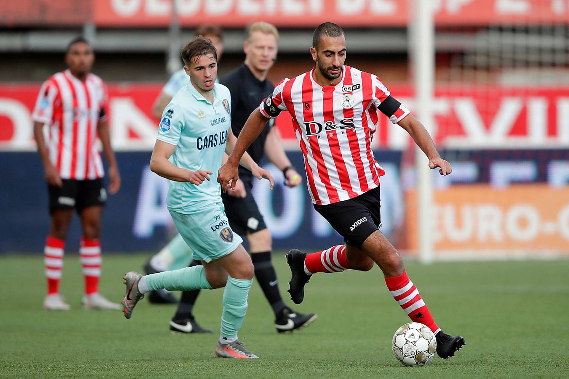 他更加笃定 他更加笃定