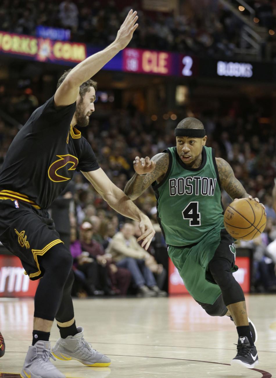 在此背景下 在此背景下