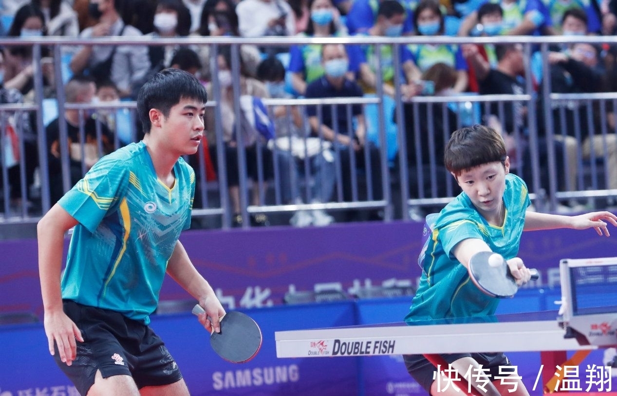 闻里常常只 闻里常常只